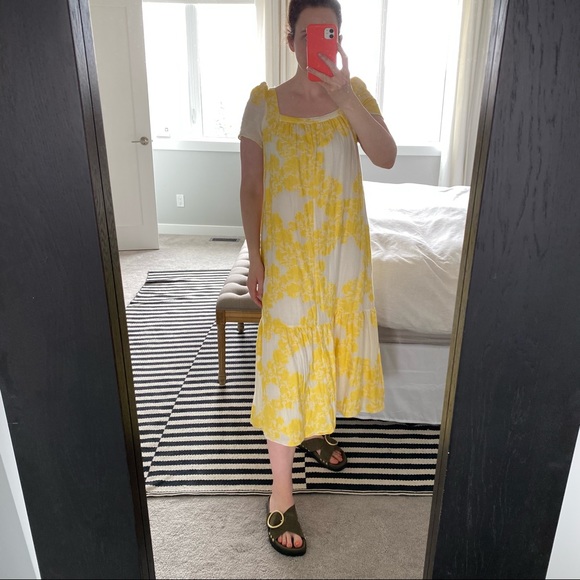 Floral linen embroidered maxi dress - Picture 2 of 11